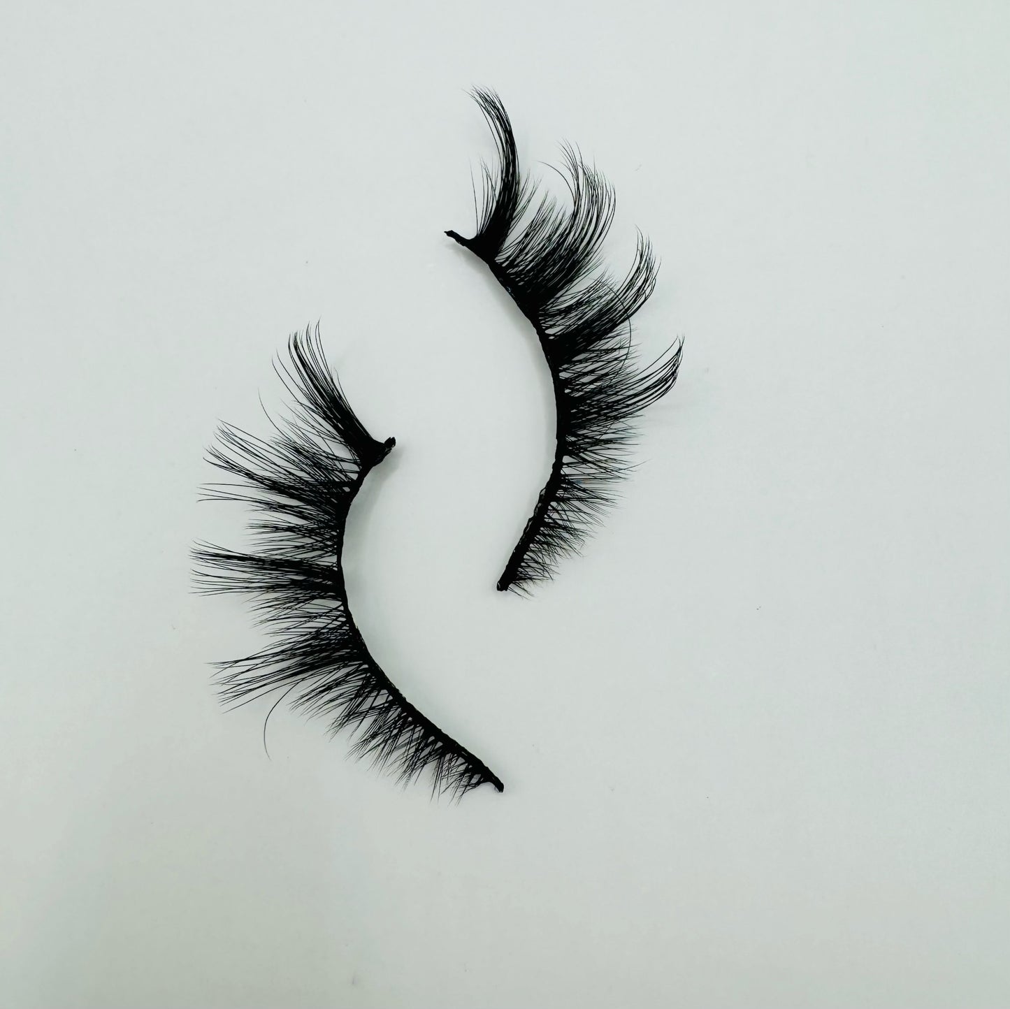 Flicker lashes