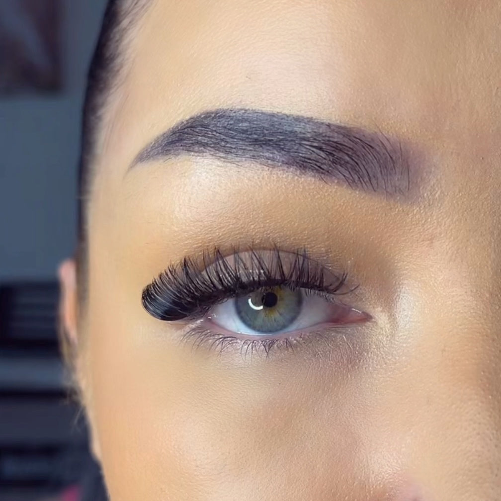 VIP cat eye Russian curl lashes