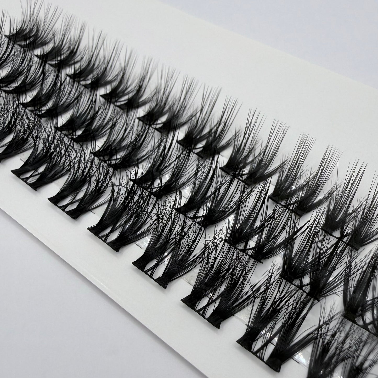 Easy peasy cluster lashes style JAC01