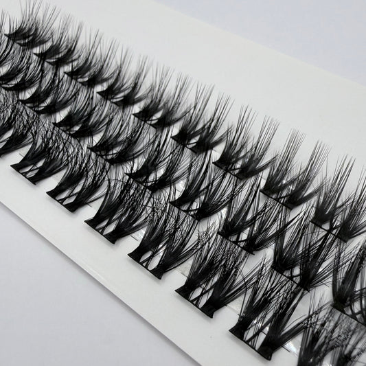 Easy peasy cluster lashes style JAC01