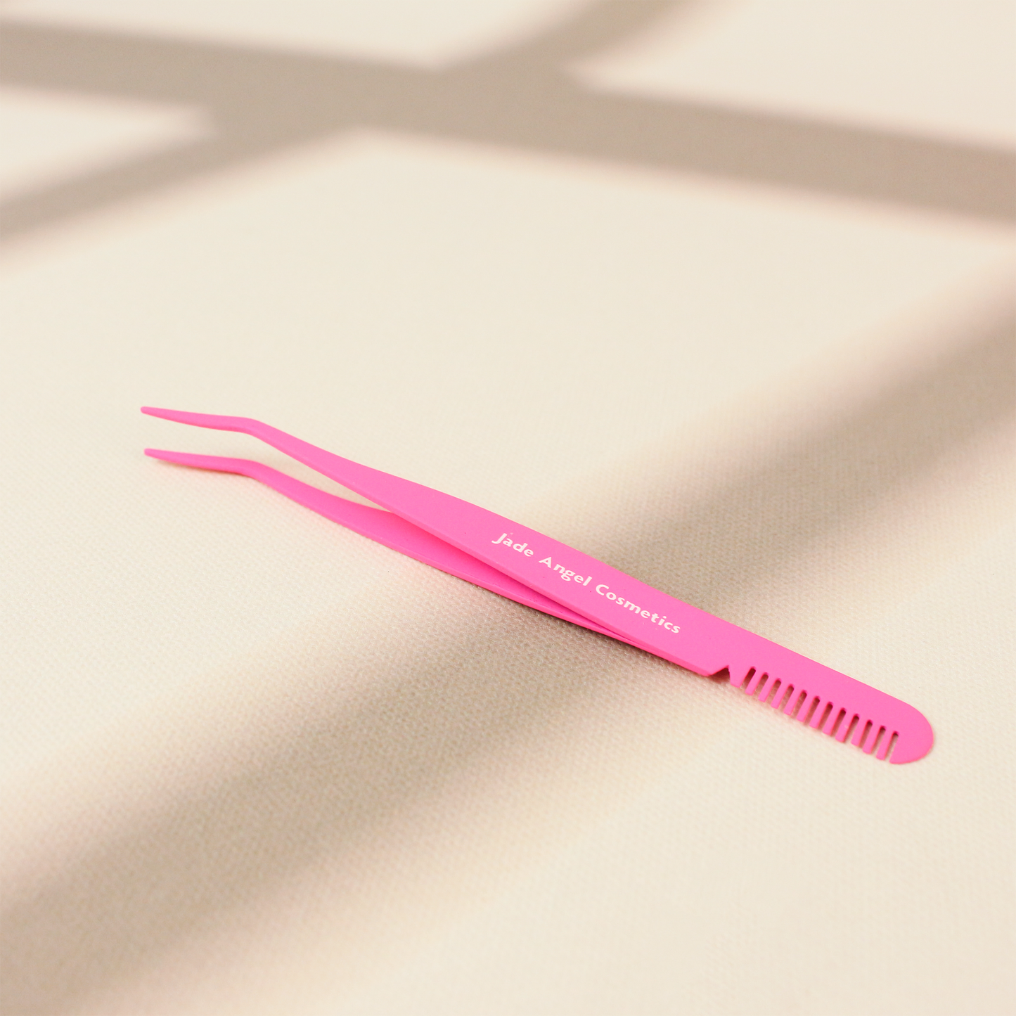 Easy peasy pink applicator with comb